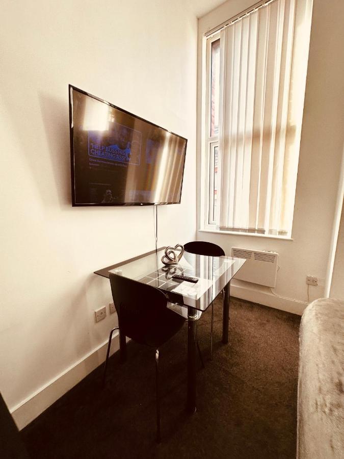 5 Star Luxury Studio Apartment, Big Smart Tv, Wifi, Liverpool City Centre, Easy Access Lock Box Entry! Exteriér fotografie